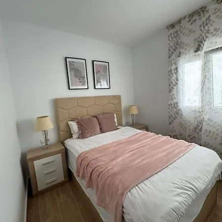 Apartment Rockside Residences La Linea *